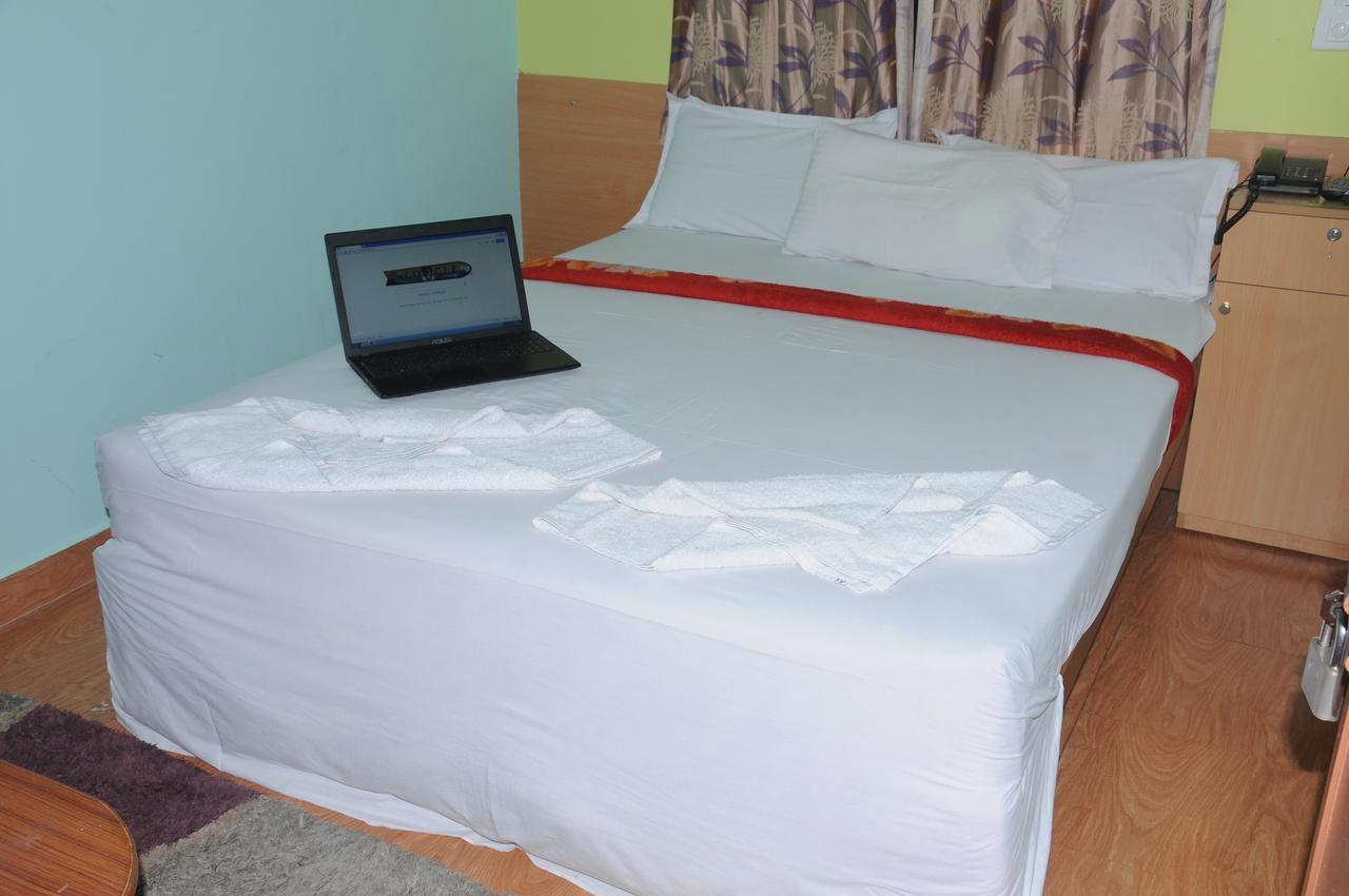 Hotel Housefinch Residency Dod Jala Экстерьер фото